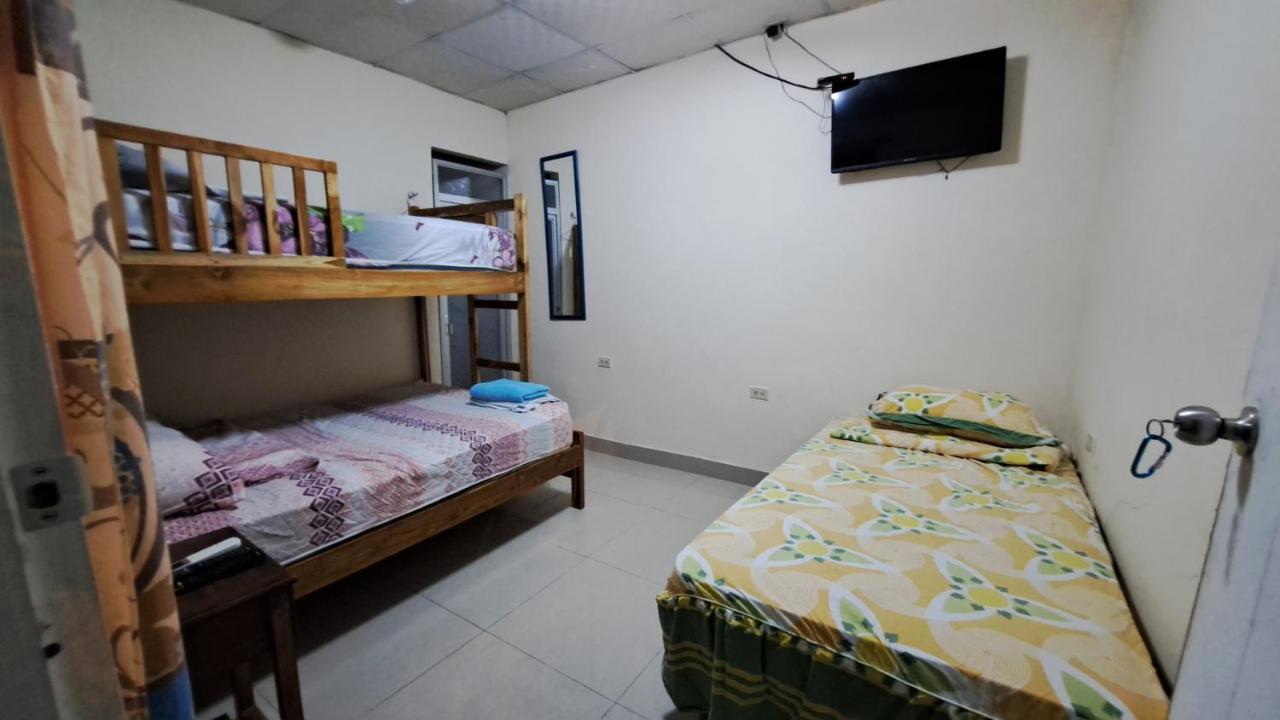 Hostal Brisas Calobrenas Esterno foto